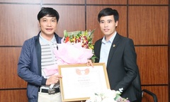 Tổ chức khen thưởng nhà báo chuyên bắt trộm cướp giao nộp cho CA